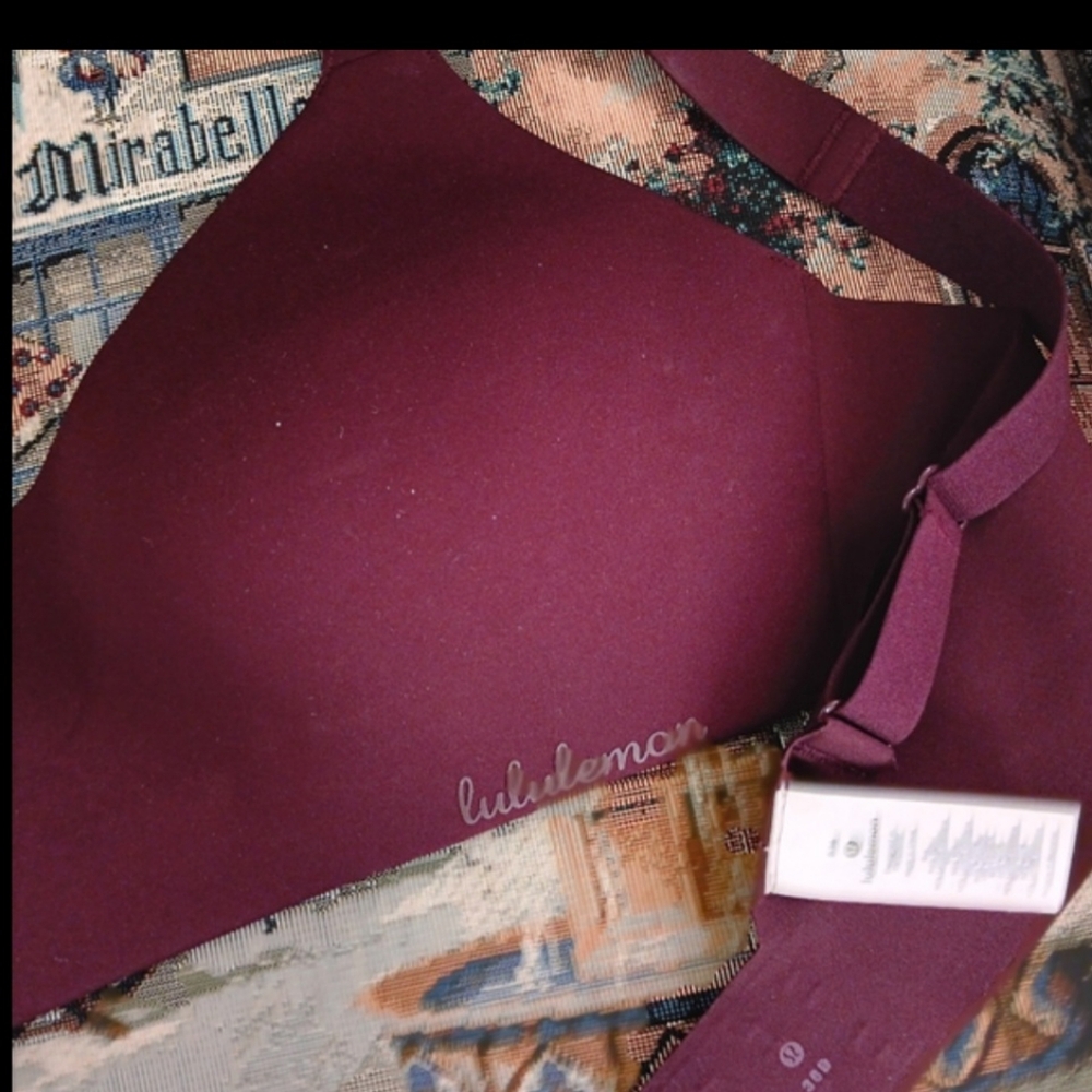Lululemon Hold True Bra 36B Magenta Purple. - Picture 2 of 9